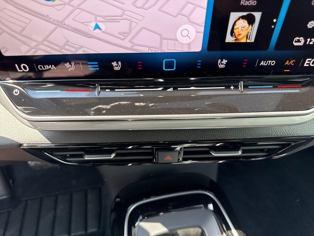 new 2025 Volkswagen ID.4 car, priced at $43,783