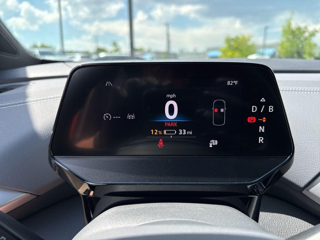 new 2025 Volkswagen ID.4 car, priced at $43,783