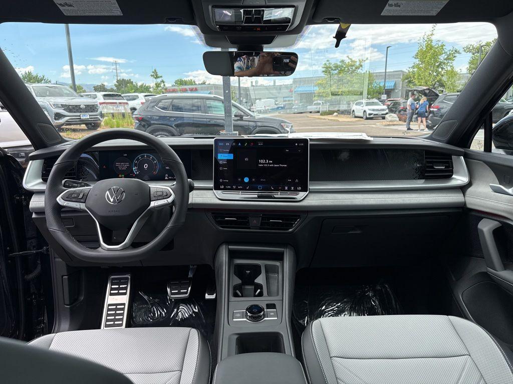 new 2025 Volkswagen Tiguan car
