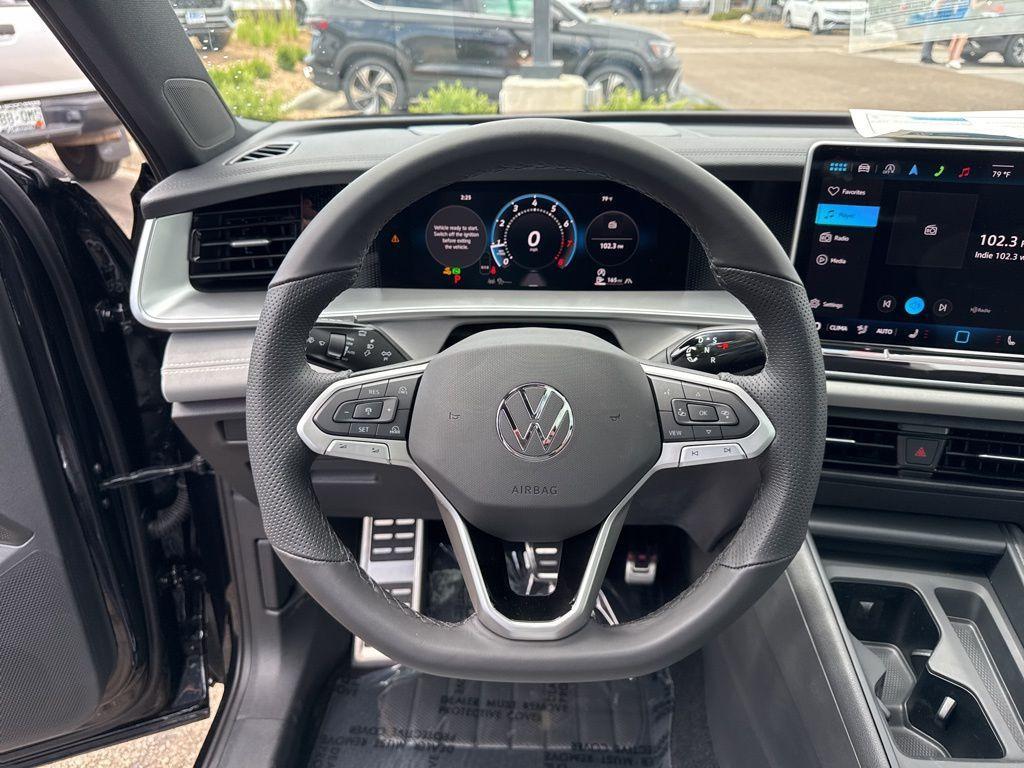 new 2025 Volkswagen Tiguan car