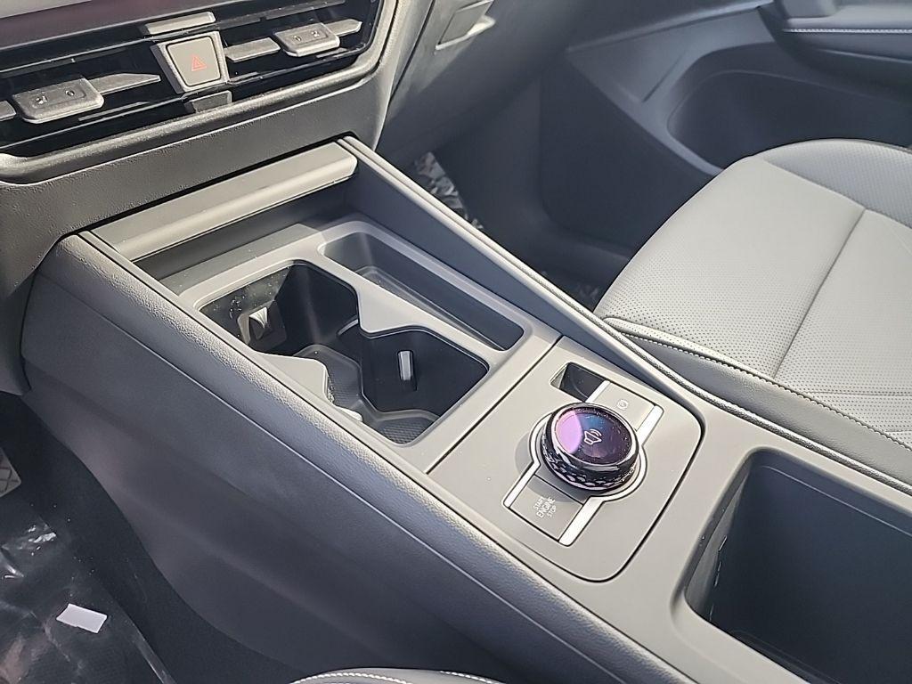 new 2025 Volkswagen Tiguan car, priced at $32,239