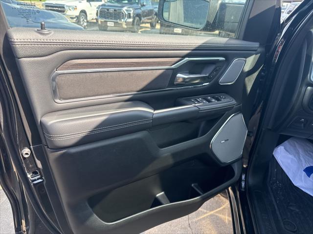 new 2025 Ram 1500 car, priced at $62,581