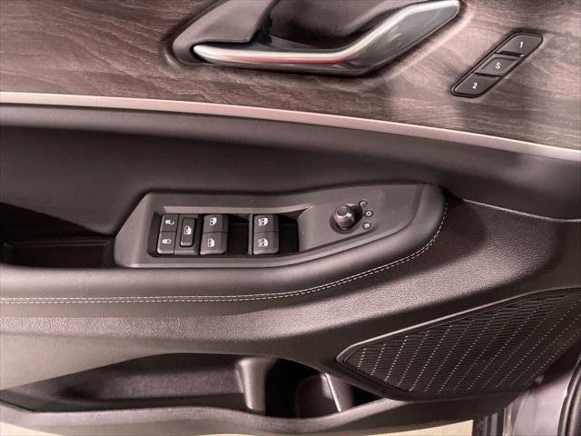 new 2025 Jeep Grand Cherokee car, priced at $49,003