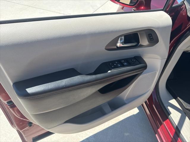 used 2020 Chrysler Pacifica car, priced at $17,725