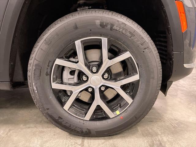 new 2025 Jeep Grand Cherokee L car, priced at $51,053