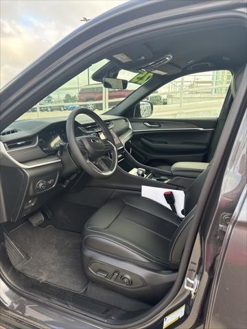 new 2025 Jeep Grand Cherokee L car, priced at $45,276