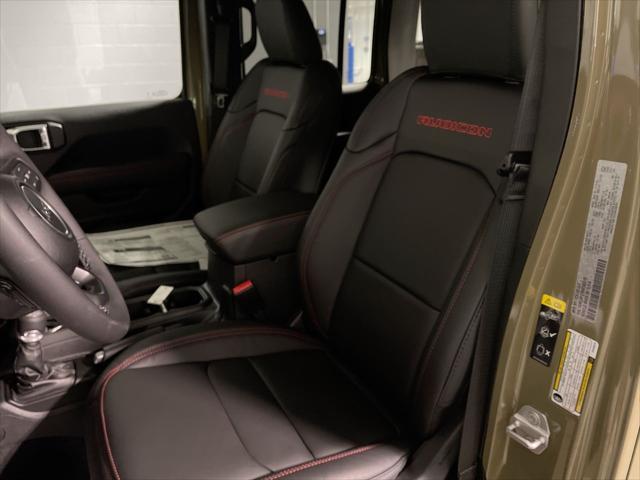 new 2025 Jeep Wrangler car, priced at $57,954
