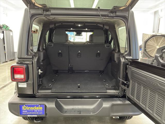new 2025 Jeep Wrangler car, priced at $45,439