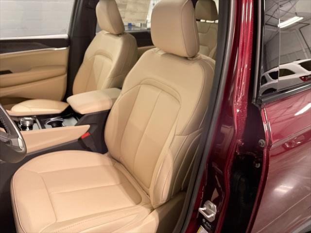new 2025 Jeep Grand Cherokee L car, priced at $47,511