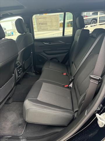 new 2025 Jeep Grand Cherokee car, priced at $41,340