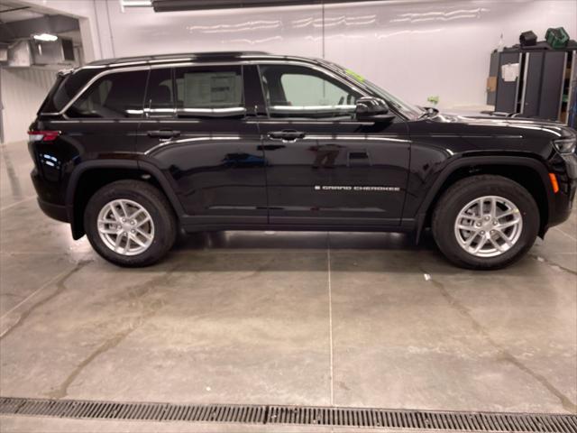 new 2025 Jeep Grand Cherokee car, priced at $41,340