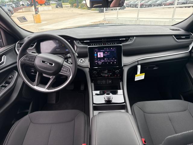 new 2025 Jeep Grand Cherokee car, priced at $41,340
