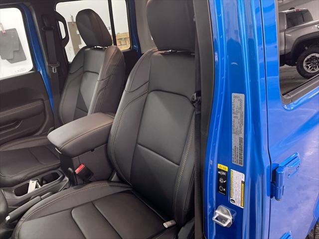 new 2025 Jeep Wrangler car, priced at $51,759