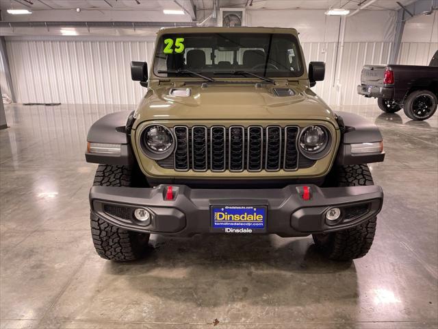 new 2025 Jeep Gladiator car, priced at $55,626