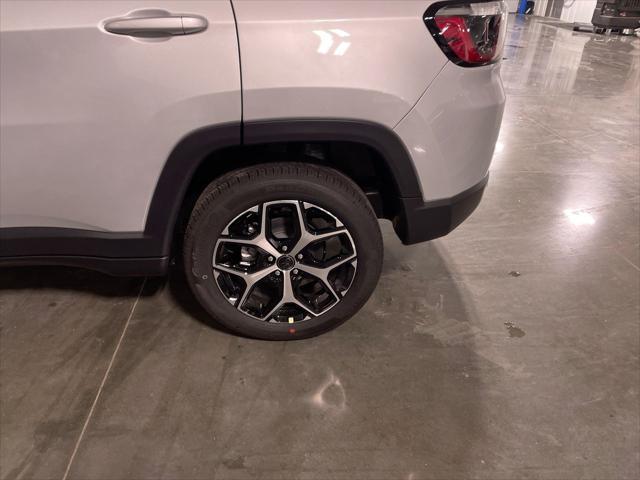 new 2025 Jeep Compass car, priced at $31,012