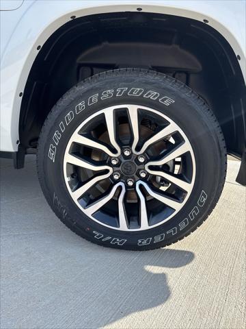 new 2025 Ram 1500 car, priced at $67,558