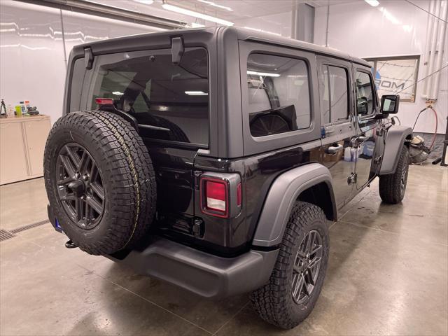 new 2025 Jeep Wrangler car, priced at $45,429