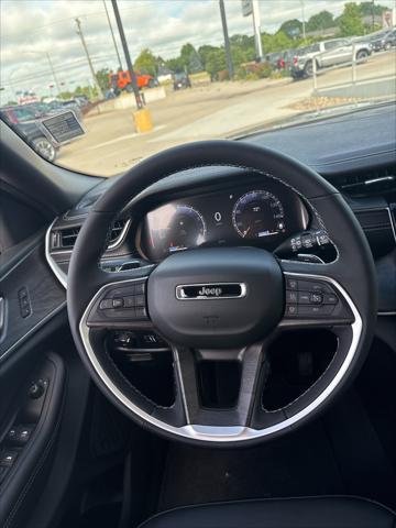 new 2025 Jeep Grand Cherokee L car, priced at $45,276