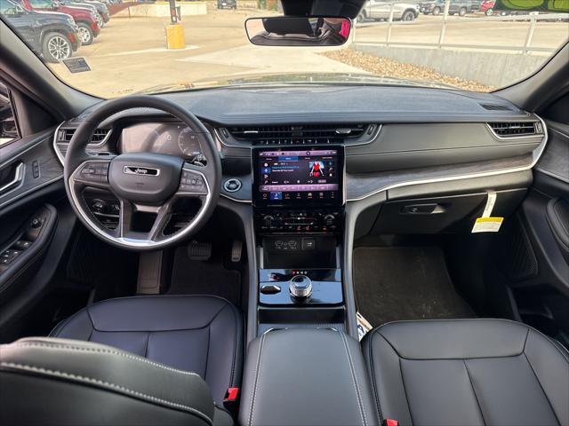 new 2025 Jeep Grand Cherokee L car, priced at $45,276