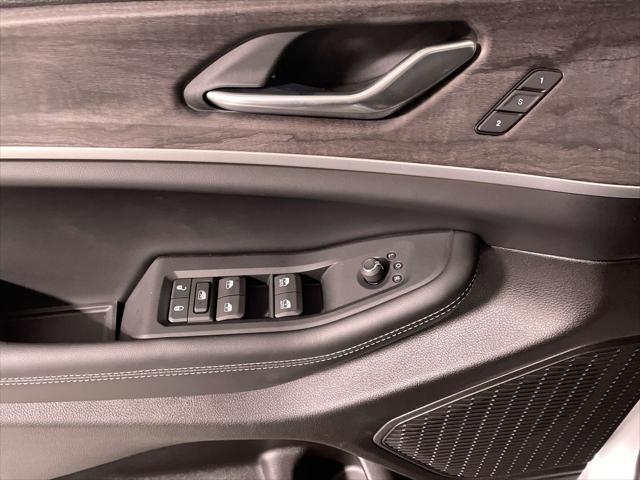 new 2025 Jeep Grand Cherokee car, priced at $50,010