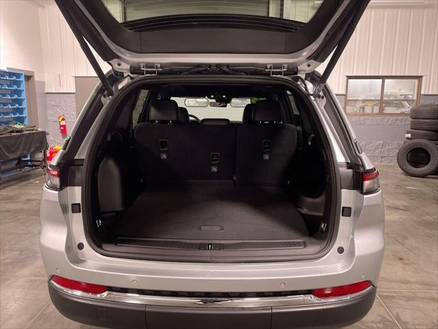 new 2025 Jeep Grand Cherokee car, priced at $50,010