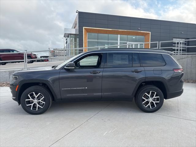 new 2025 Jeep Grand Cherokee L car, priced at $45,276