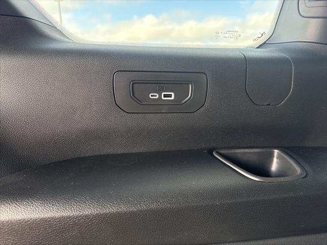 new 2025 Jeep Grand Cherokee L car, priced at $47,700