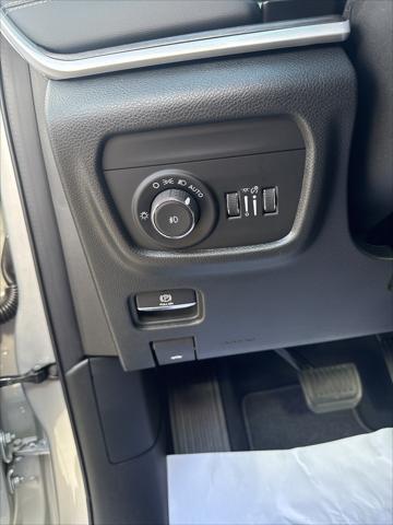 new 2025 Jeep Grand Cherokee L car, priced at $47,700