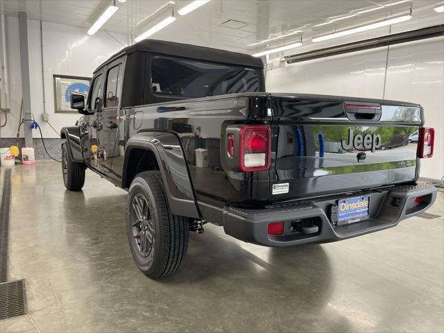 new 2024 Jeep Gladiator car, priced at $38,282