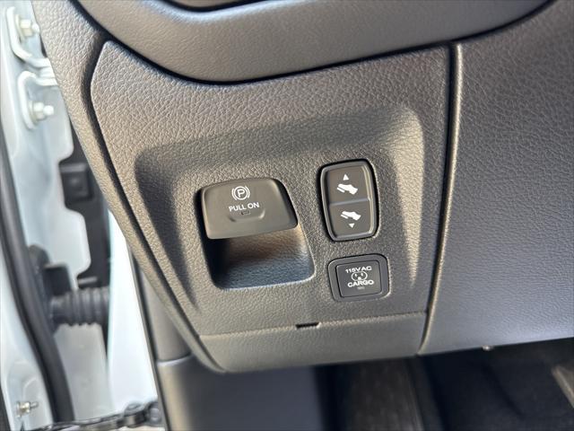 new 2025 Ram 1500 car, priced at $67,558