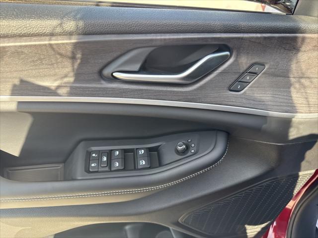 new 2025 Jeep Grand Cherokee L car, priced at $47,700