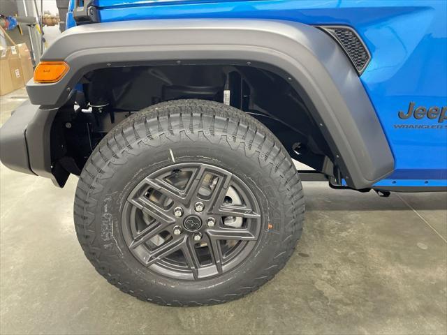 new 2025 Jeep Wrangler car, priced at $45,439