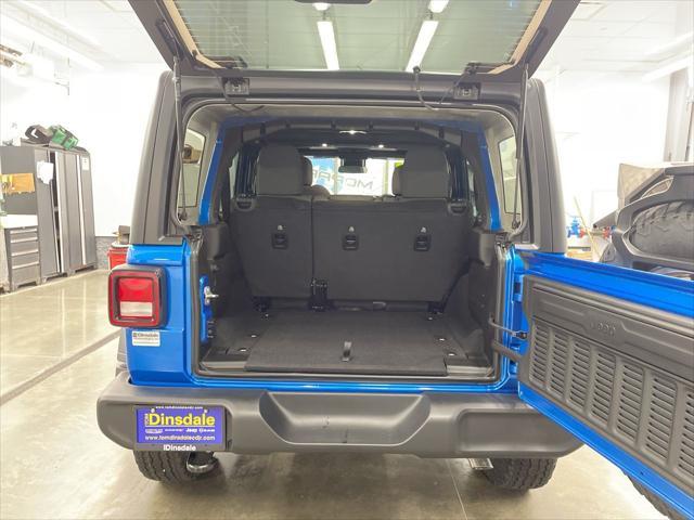 new 2025 Jeep Wrangler car, priced at $45,439
