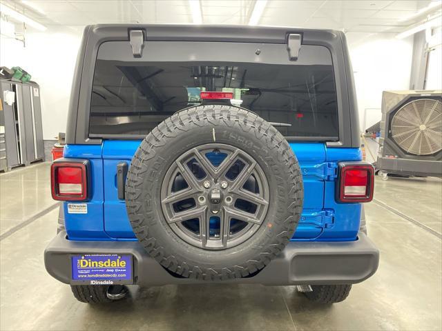 new 2025 Jeep Wrangler car, priced at $45,439