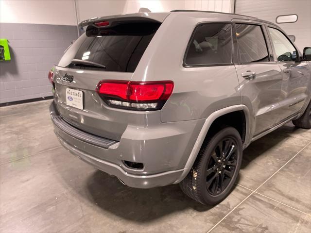 used 2022 Jeep Grand Cherokee car, priced at $29,722