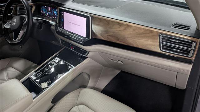 used 2024 Volkswagen Atlas car, priced at $27,600