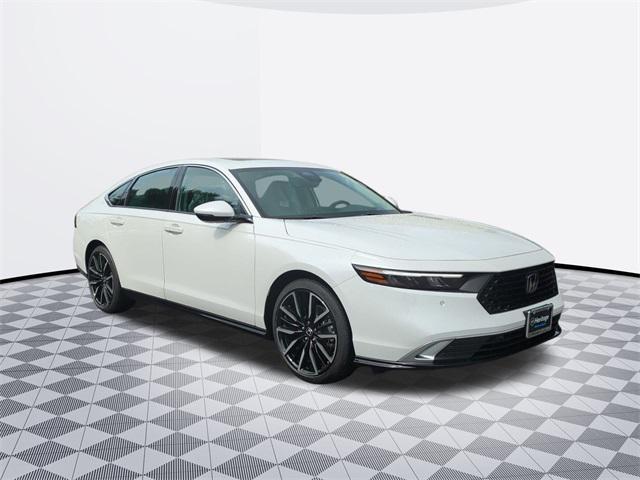 new 2025 Honda Accord Hybrid car, priced at $38,052
