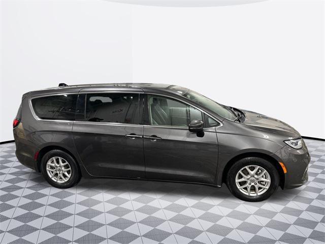 used 2023 Chrysler Pacifica car, priced at $24,500