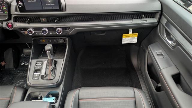 new 2026 Honda CR-V Hybrid car, priced at $40,015