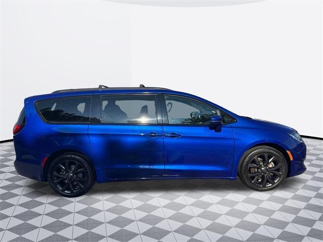 used 2019 Chrysler Pacifica car, priced at $18,200