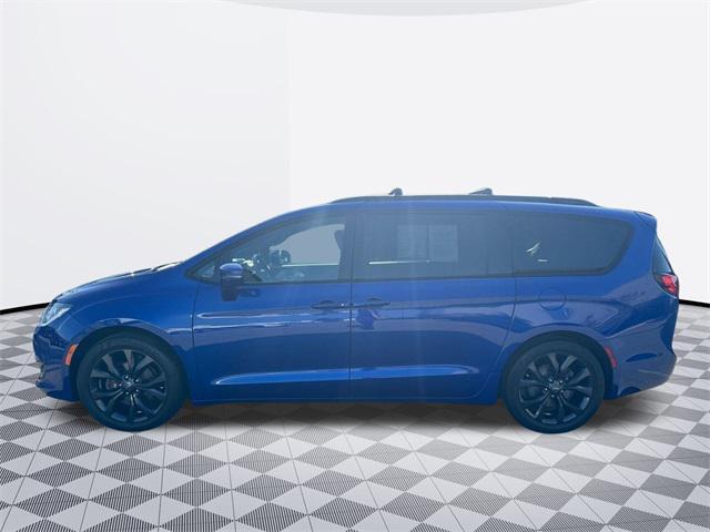 used 2019 Chrysler Pacifica car, priced at $18,200