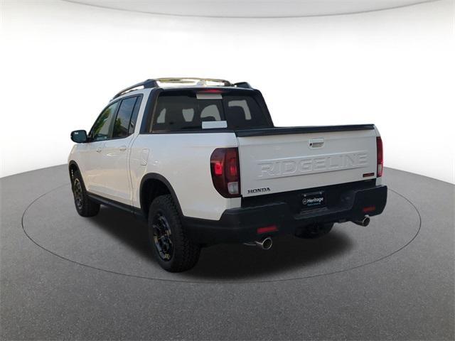 new 2025 Honda Ridgeline car, priced at $45,143