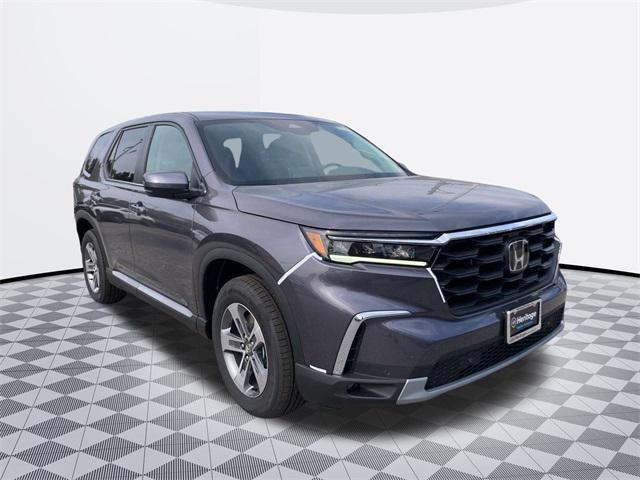 new 2025 Honda Pilot car, priced at $43,886