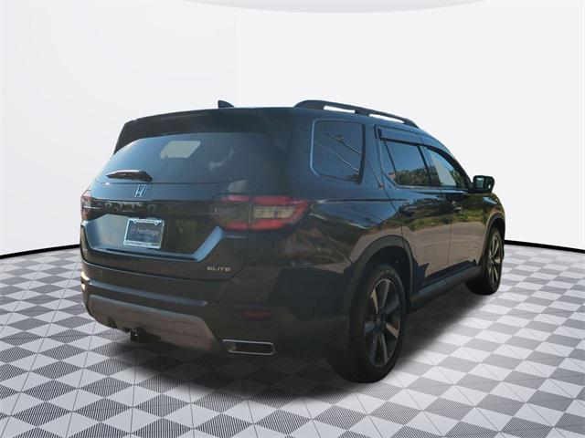 used 2023 Honda Pilot car, priced at $44,588