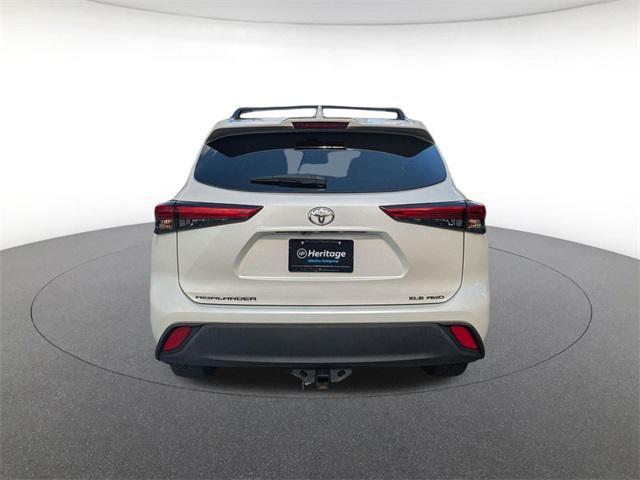 used 2020 Toyota Highlander car, priced at $24,800