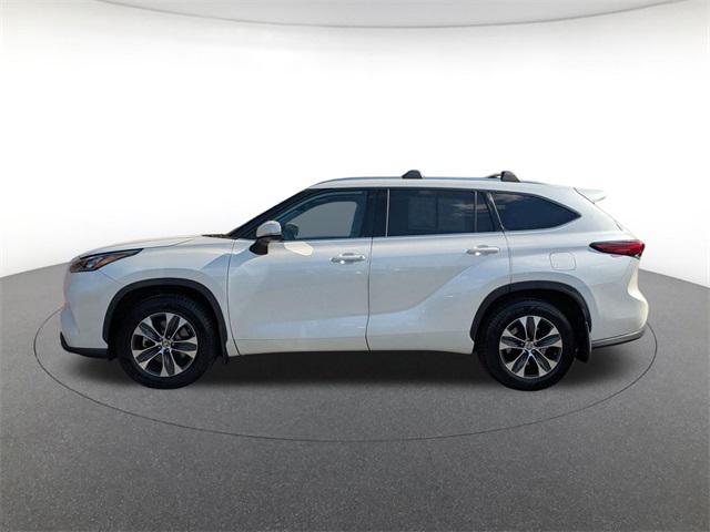 used 2020 Toyota Highlander car, priced at $24,800