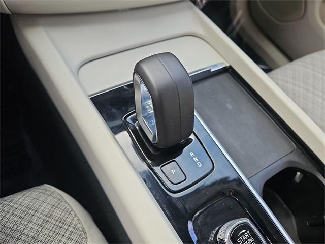 used 2022 Volvo XC60 Recharge Plug-In Hybrid car, priced at $27,888