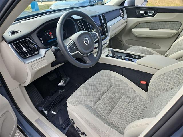 used 2022 Volvo XC60 Recharge Plug-In Hybrid car, priced at $27,888