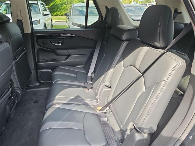 new 2025 Honda Pilot car, priced at $47,276