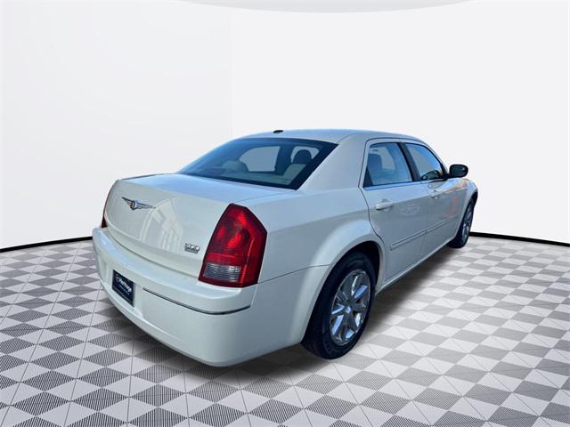 used 2007 Chrysler 300 car, priced at $8,688